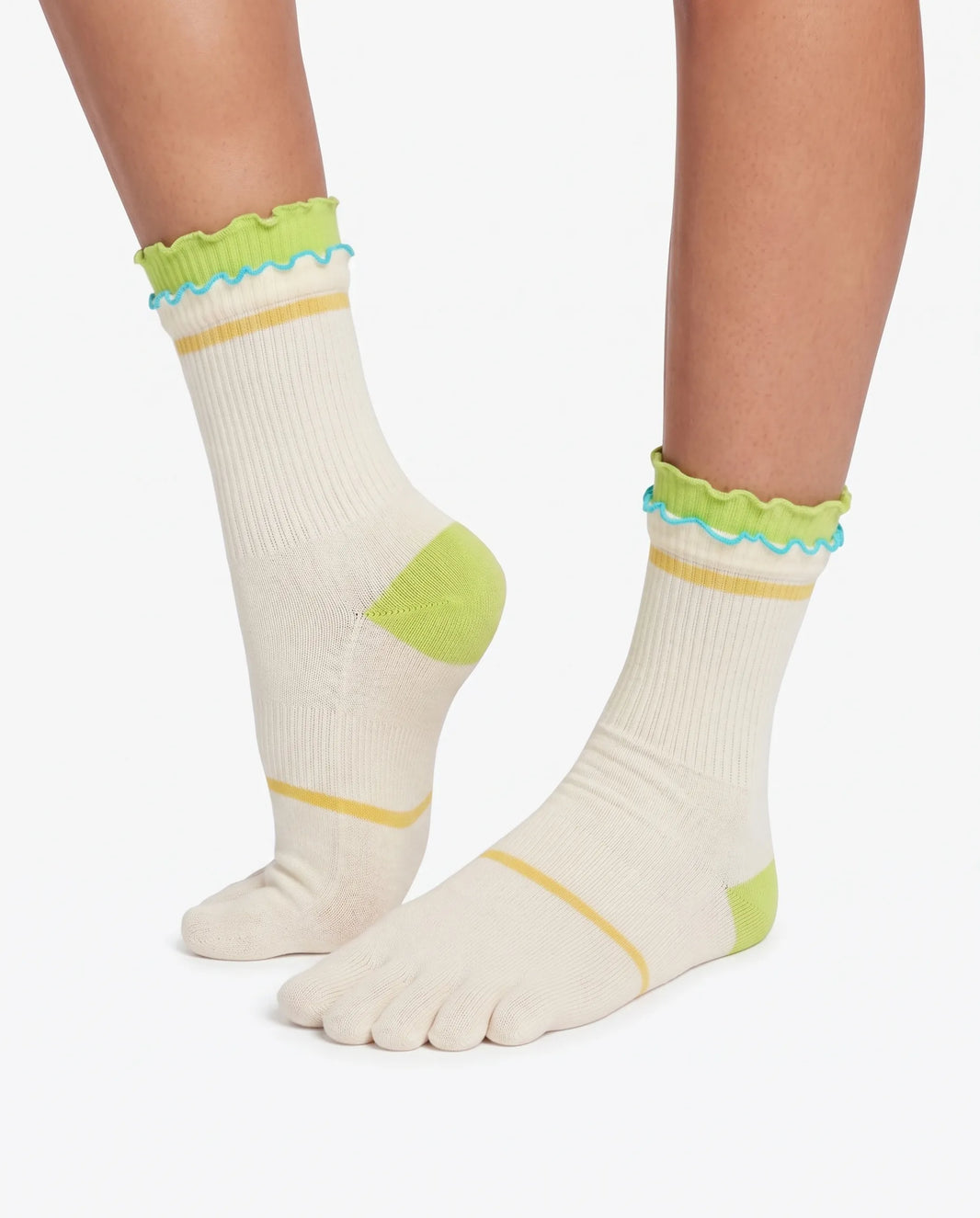 Full Toe Ruffle Crew Socks